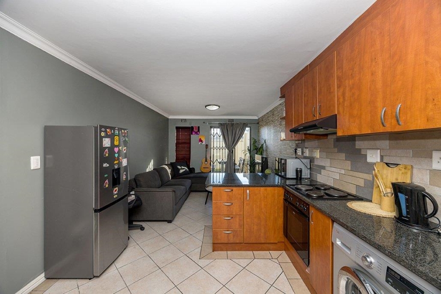 2 Bedroom Property for Sale in Klipkop Western Cape